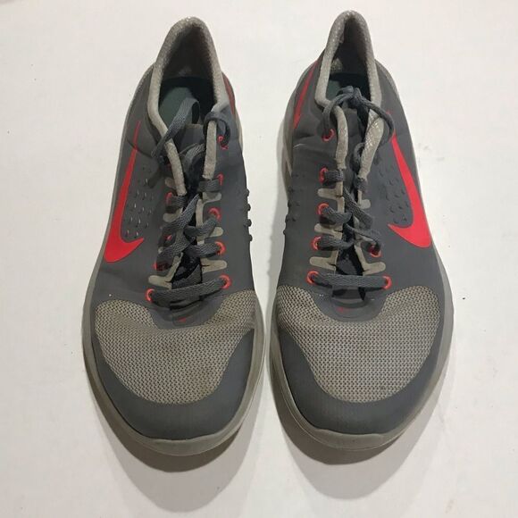 Nike Grey and Hot Pink Athletic Shoes - Picture 4 of 11